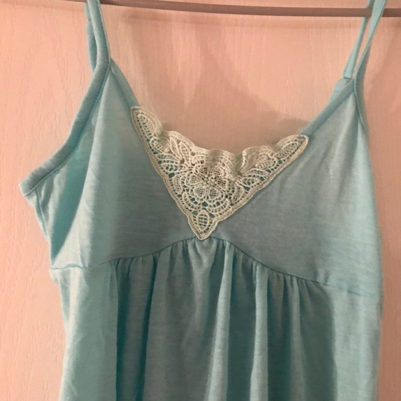 💥2/$25💥 Light blue tank top - Picture 2 of 3